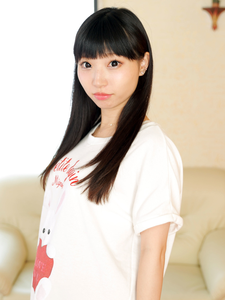 Gigi Love photo