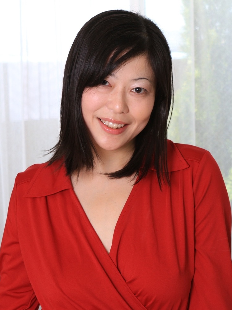 Anna Oguri photo