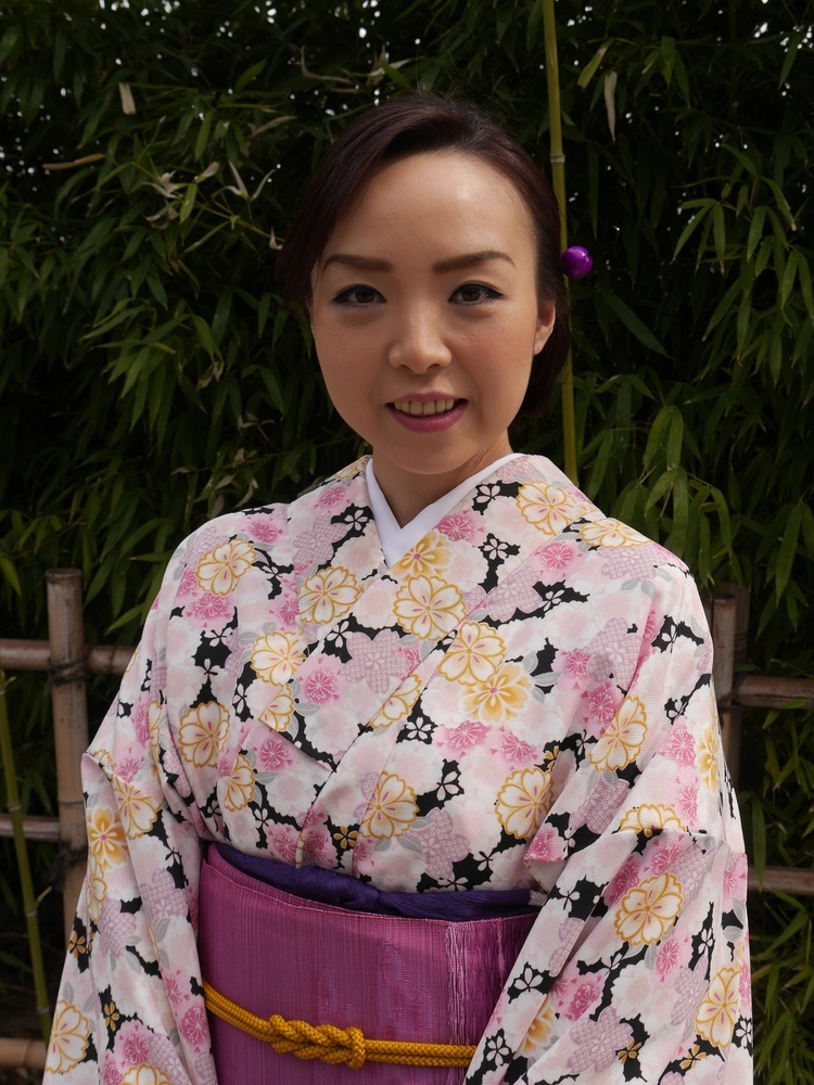 Hazuki Momo photo