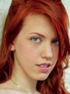 Holly Wellin photo