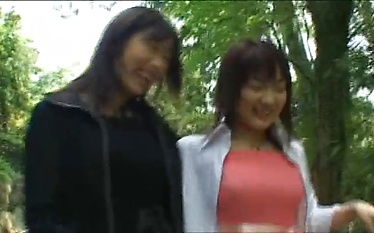 Mizuki Yoshizawa meets Saotome Minaki for a sizzling kiss that will leave you breathless.