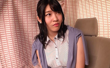Japanese Amateur Wife's Intimate Handjob Exposed for Your Pleasure