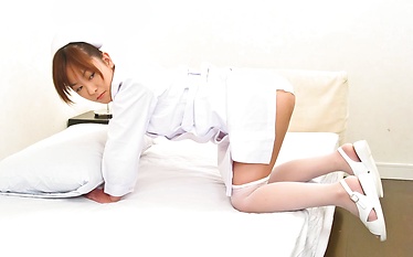 There is a lovely pussy under Miina Minamotos nurse uniform