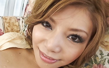 Akane Hotaru displaying her titties and buffing her pussy