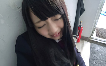 Yuu Tsujii uses Japanese vibrator on her wet pussy