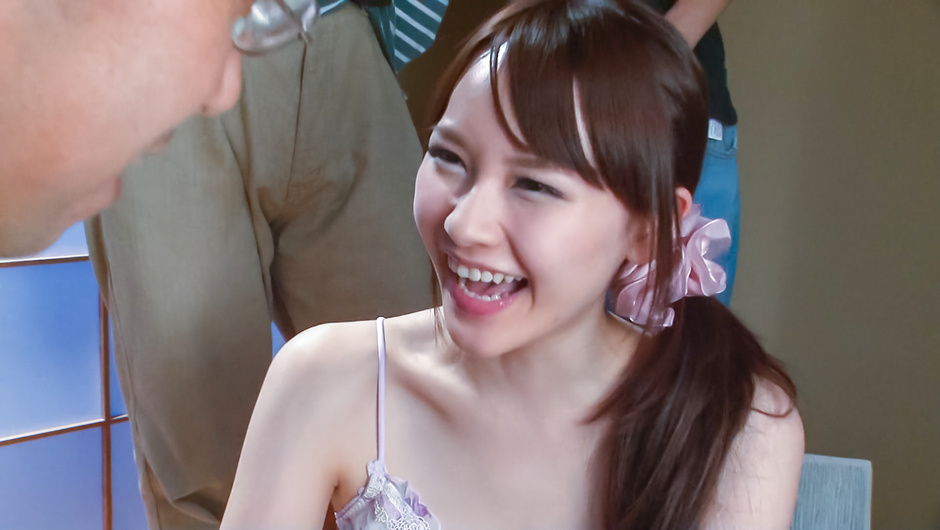 Yui Uehara Asian Blow Job on Several Cocks