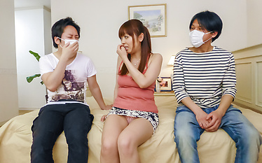 Hina Misaki gives a japan blowjob and tit fucking