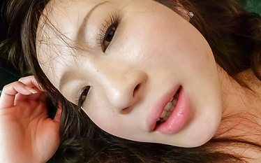 Horny MILF Yuwa Tokona loves to give an asian blow job before she's fucked