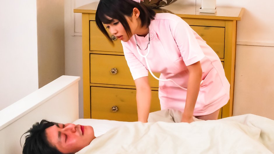 Airi Sawada Gives an Amateur Asian Blowjob and Rides Cock