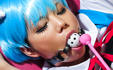 Mei Ashikawa in Japanese bondage site video