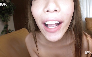 Makoto Yuki took a cock in her mouth