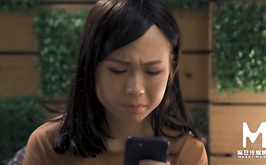 Hot Asian girl bouncing on a hard cock