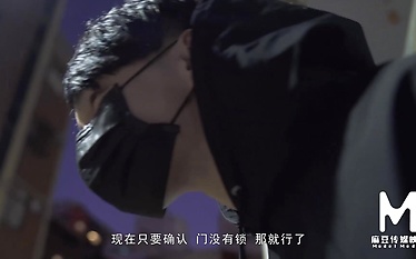 Juicy Asian milf fucks a burglar