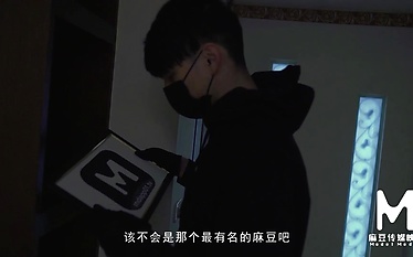 Juicy Asian milf fucks a burglar